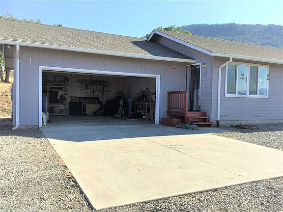 3rd image of 12001 Ponderosa St
