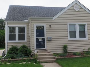 377 N Oak St, Elmhurst, IL