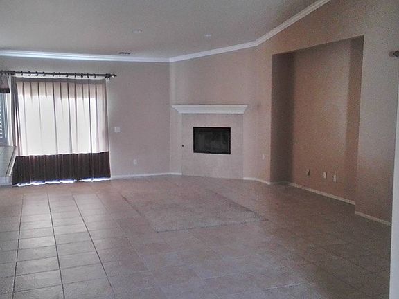 3rd image of 24831 Skyland Dr