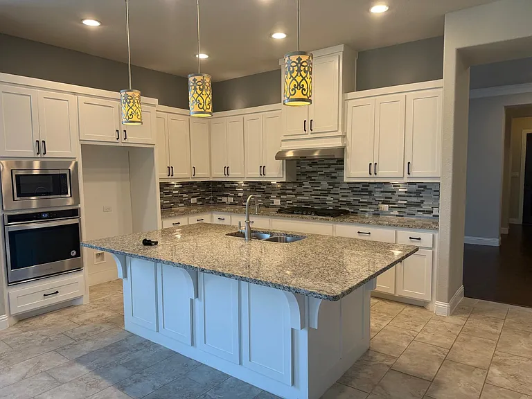 8533 Pine Valley Dr — Photo 35