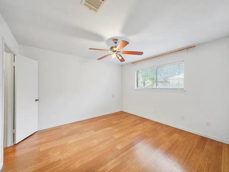 1223 Bramblebury Dr — Photo 24