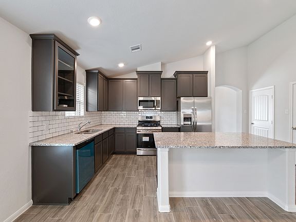 445 Sky Ridge Drive Alvin Tx 12