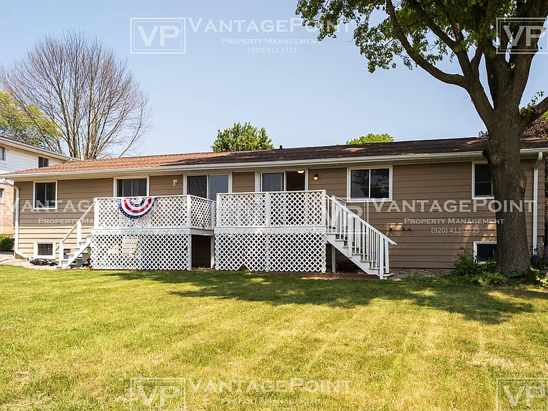 2571 Trojan Dr — Photo 15