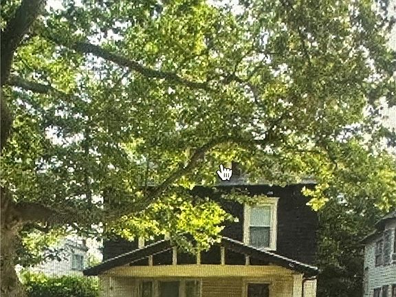 2nd image of 1043 Lancaster Ave