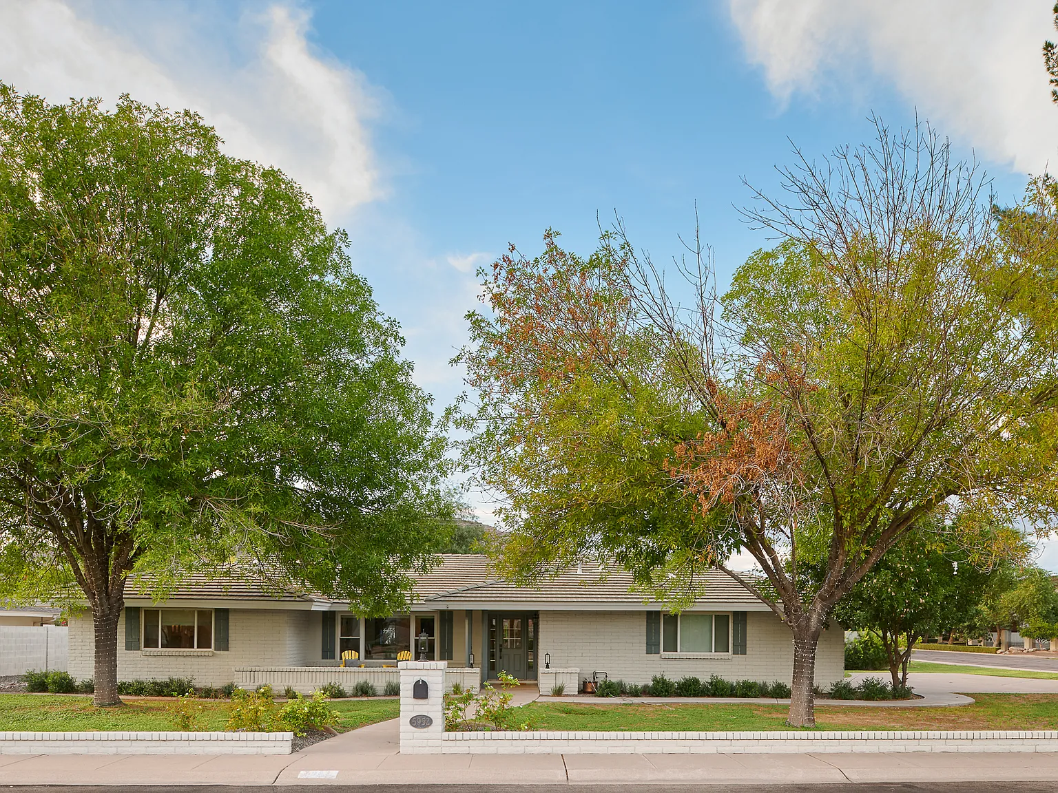 5952 E Calle Tuberia — Photo 1