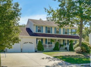 19 Ridgemont Dr, Lanoka Harbor, NJ 08734