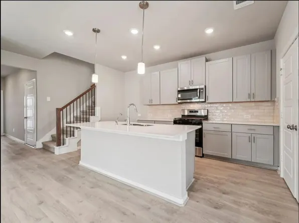 12015 Marlin Strait Dr, Baytown, TX 77523