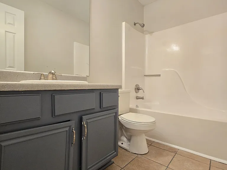 1504 Cain Ct N — Photo 14