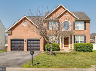 81 Augustine Ct, Kearneysville, WV 25430