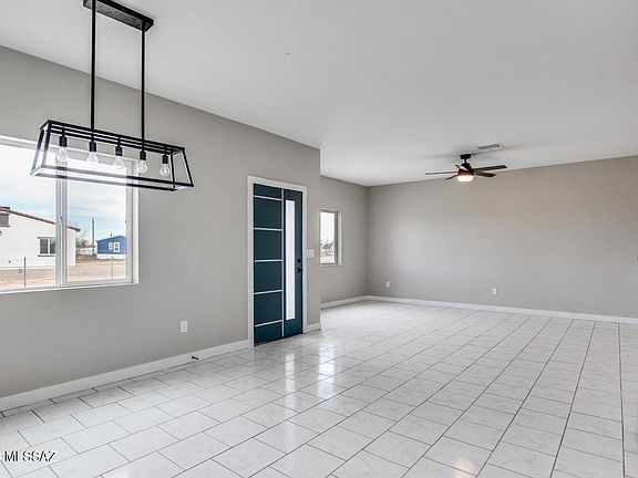 3rd image of 1801 Rusia Ct