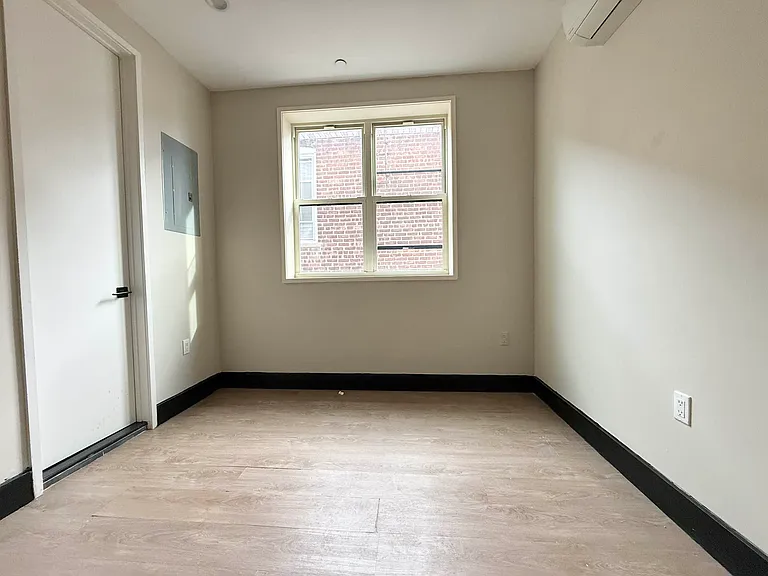 1667 Brooklyn Ave #4C — Photo 3