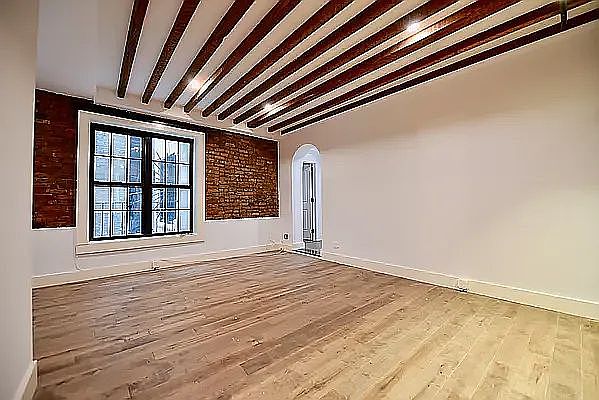 1st image of 152 W 49th St #3DD