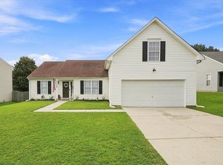 225 Kittiwake Ln, Boiling Springs, SC 29316