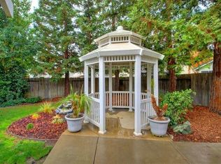 10107 Gatemont Cir, Elk Grove, CA 95624