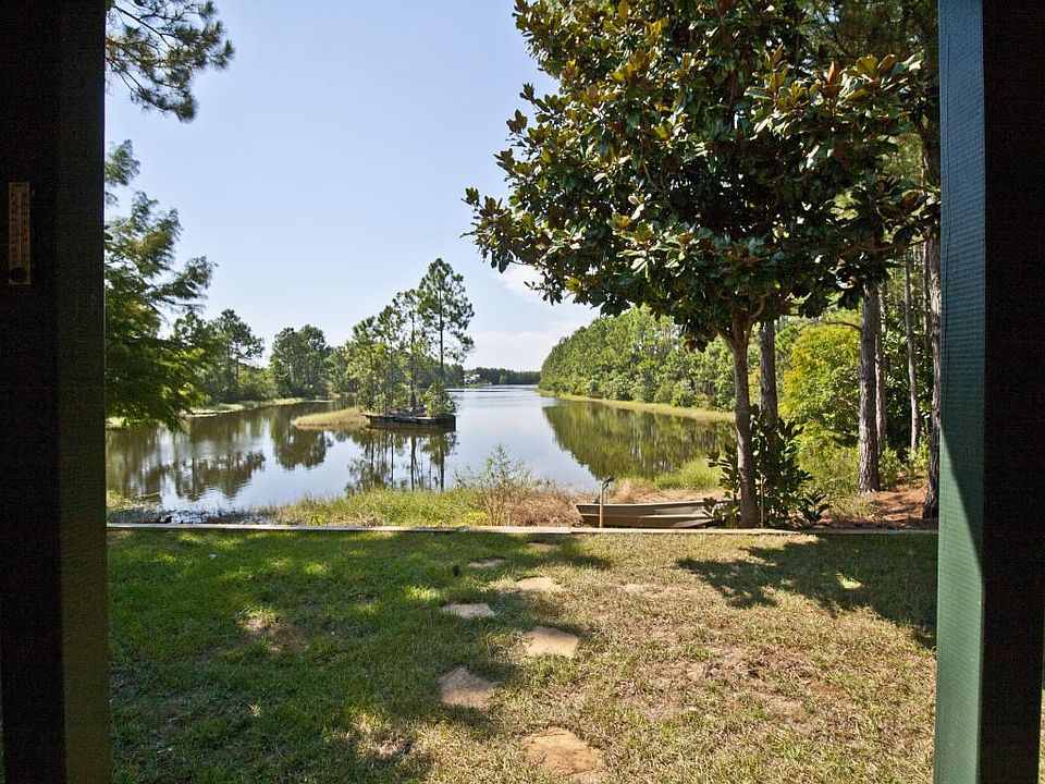 Lake views from your patio...