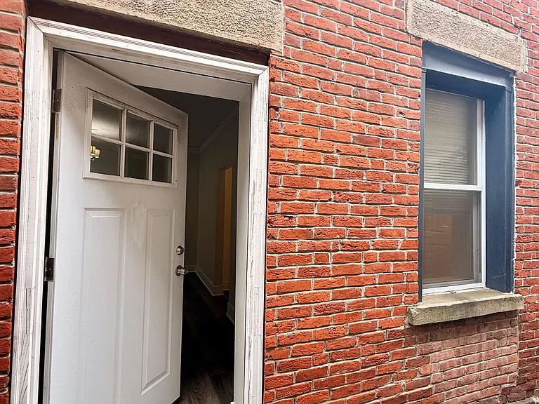 4437 Lorain Ave #DOWN — Photo 22
