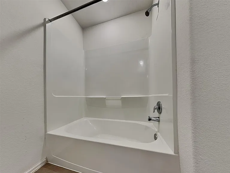 26815 Wilderye Cove Ln — Photo 15