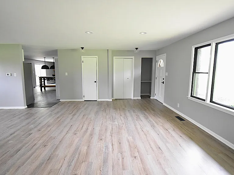 5051 E Moyer Dr — Photo 16