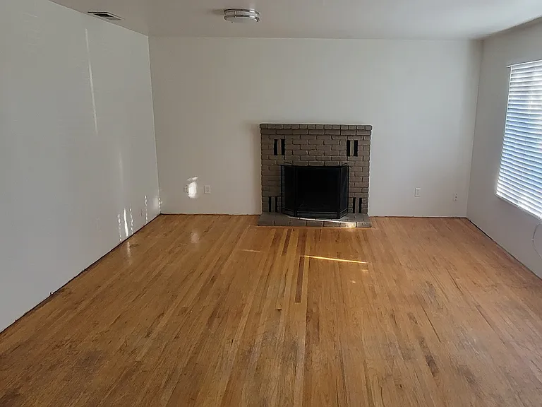 8669 Bow St — Photo 3