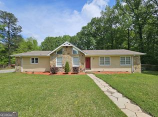 114 Williams Cir, Sharpsburg, GA 30277