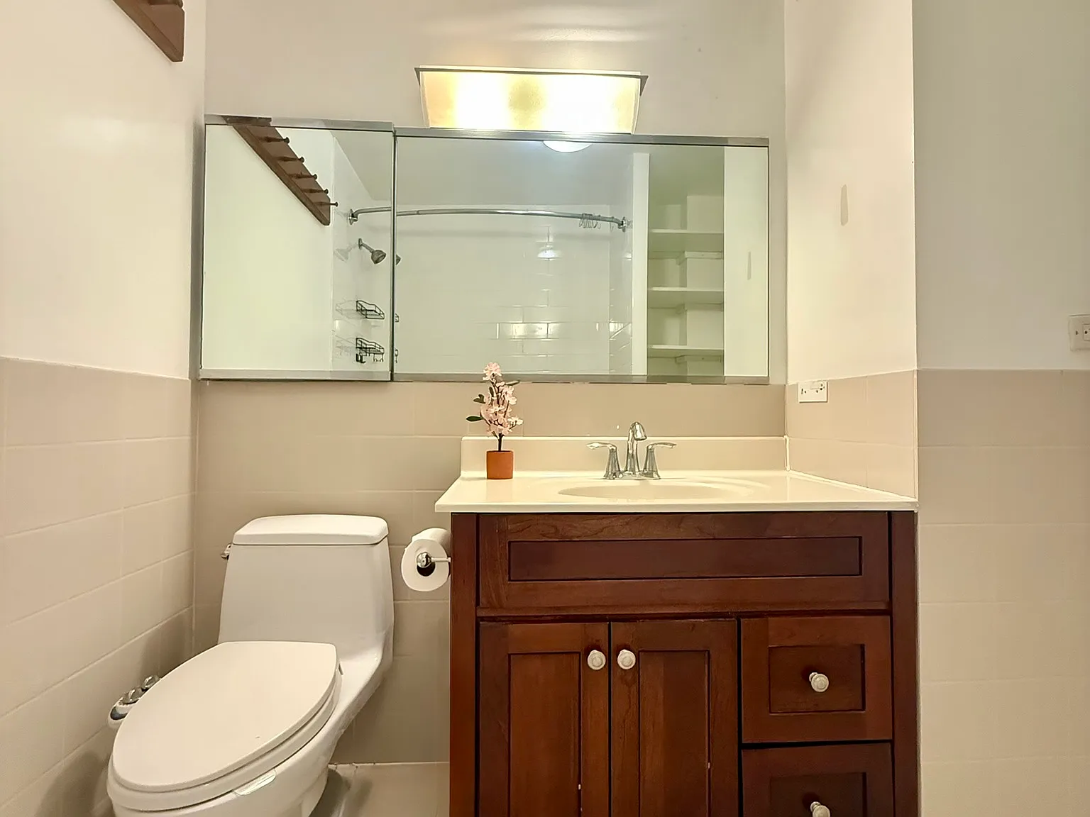 2 bed, 1250 sqft, $2,700 — Photo 4