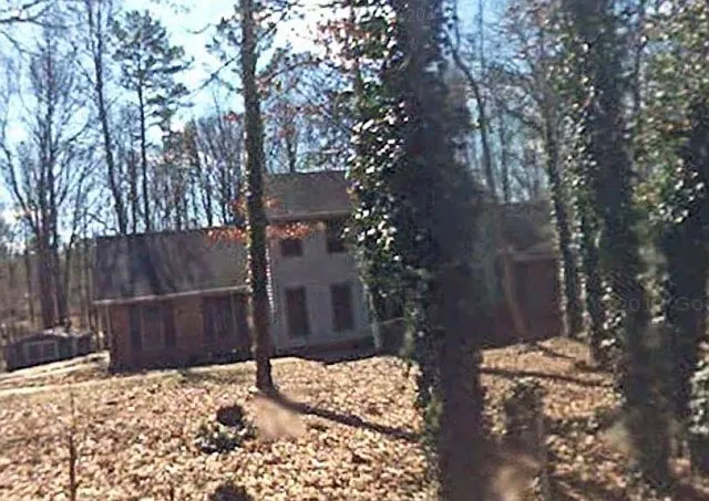 1744 Bell Cir photo 1