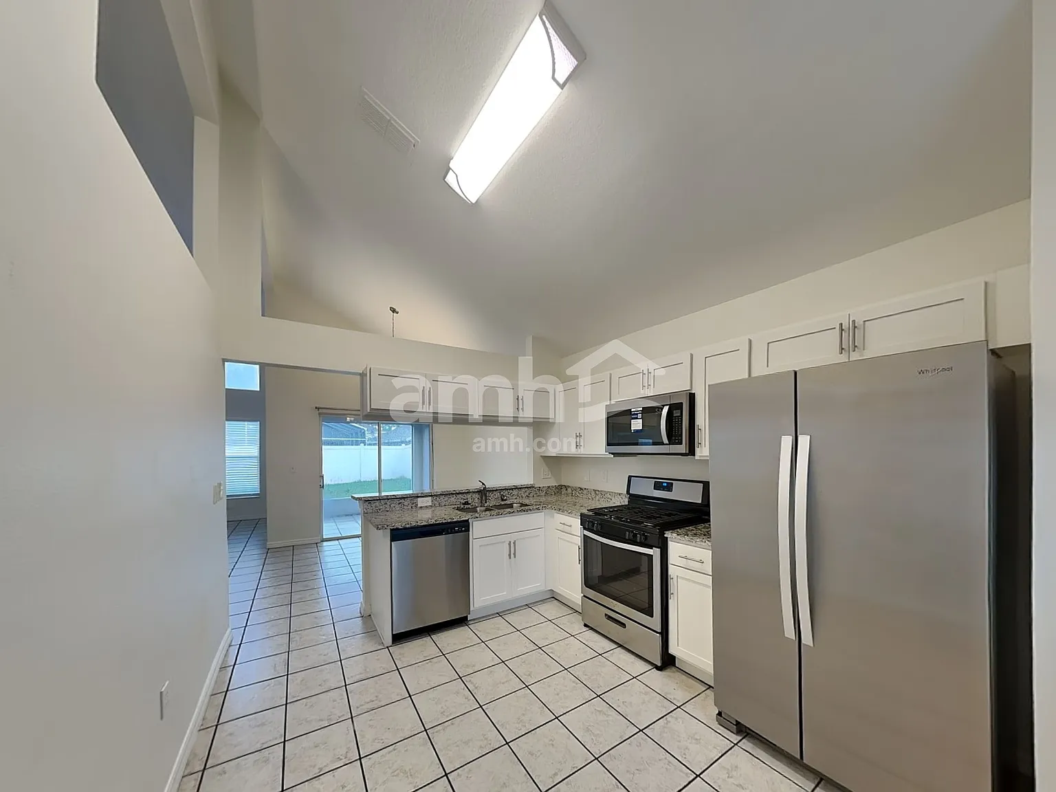 3 bed, 2.5 bath, 1846 sqft, $2,630 — Photo 3