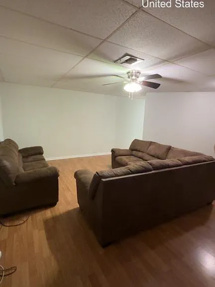 428 S Commercial St — Photo 3