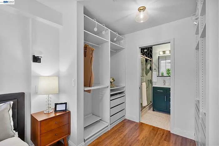 274 Staples Ave — Photo 25