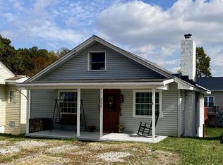 6258 Division Rd, Huntington, WV 25705