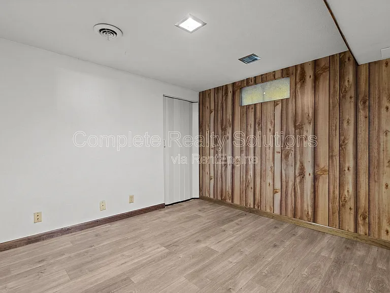 1149 Walker Ave — Photo 22