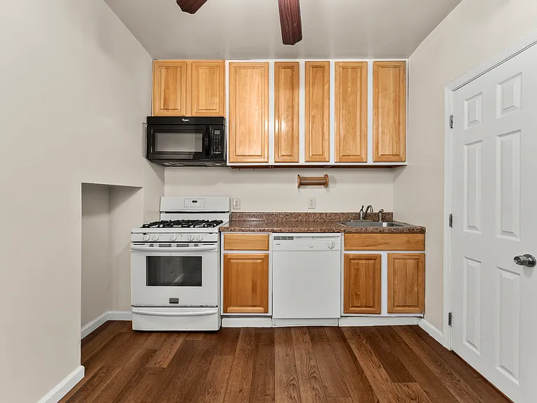 4215 Connecticut Ave #1W — Photo 12
