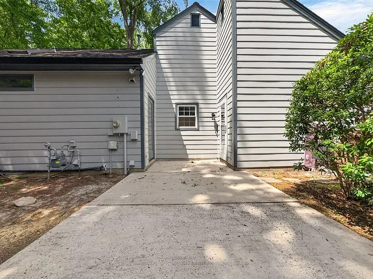 105 Ellsworth Pl — Photo 15