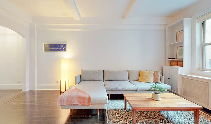 Sold by Digs Realty Group | media 10