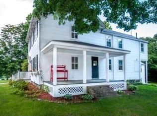 51 Grove St, Reading, MA 01867