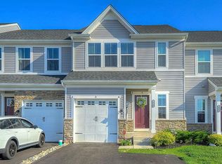 1519 Emily Ct, Hatfield, PA 19440