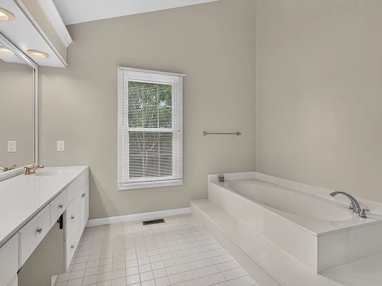 3569 Eskew Ct — Photo 27