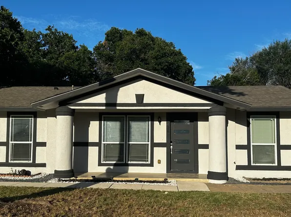 8426 Glen Ct, San Antonio, TX 78239