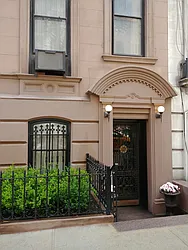 112 East 37th Street
