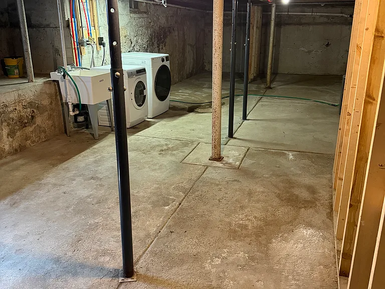 548 Broad St — Photo 11