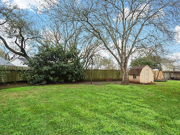 4th image of 1811 Settlers Ct