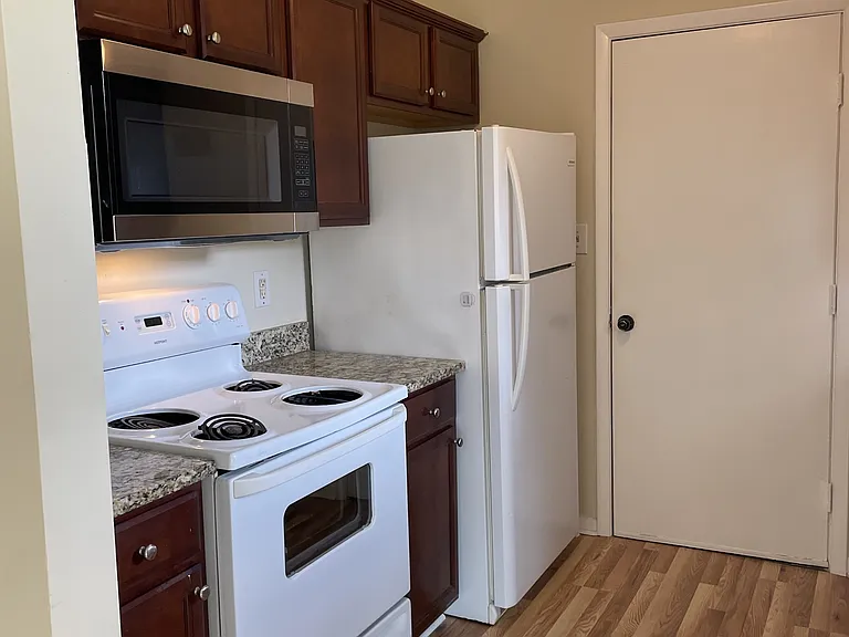 7156 Periwinkle Rd — Photo 13