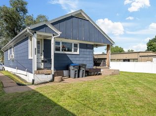 520 9th Ave W, Milan, IL 61264