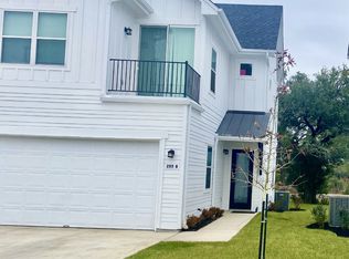 255 Lourdes Ct UNIT B, Dripping Springs, TX 78620