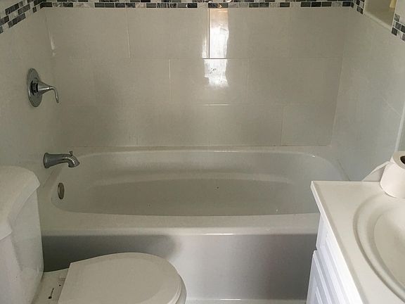 5th image of 115-31 167 St #2B