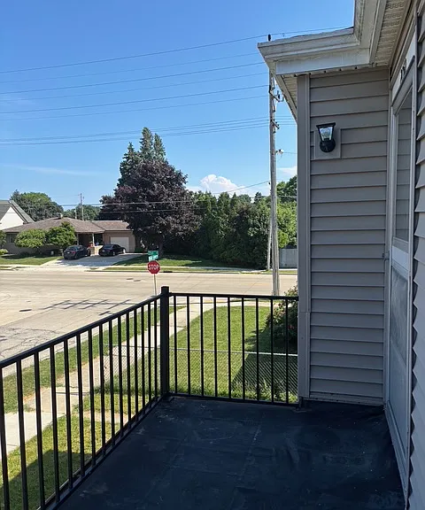 2050 Hickory Grove Ave — Photo 17