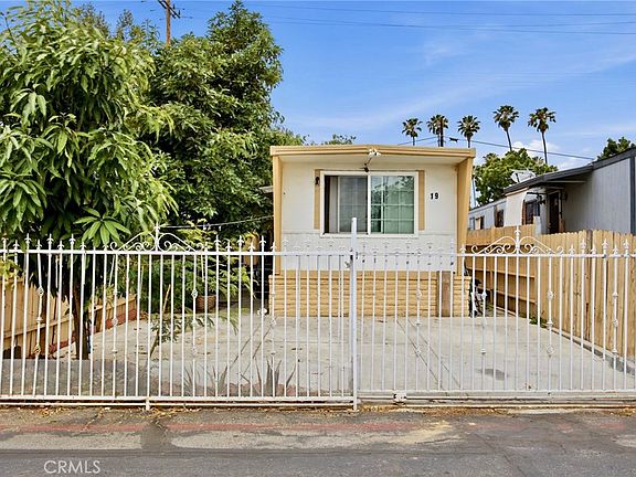 2nd image of 5803 Mission Blvd