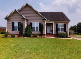 204 Planters Ridge Dr, Pikeville, NC 27863