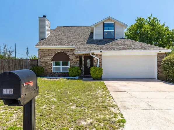 650 Reynolds Cir, Mary Esther, FL 32569