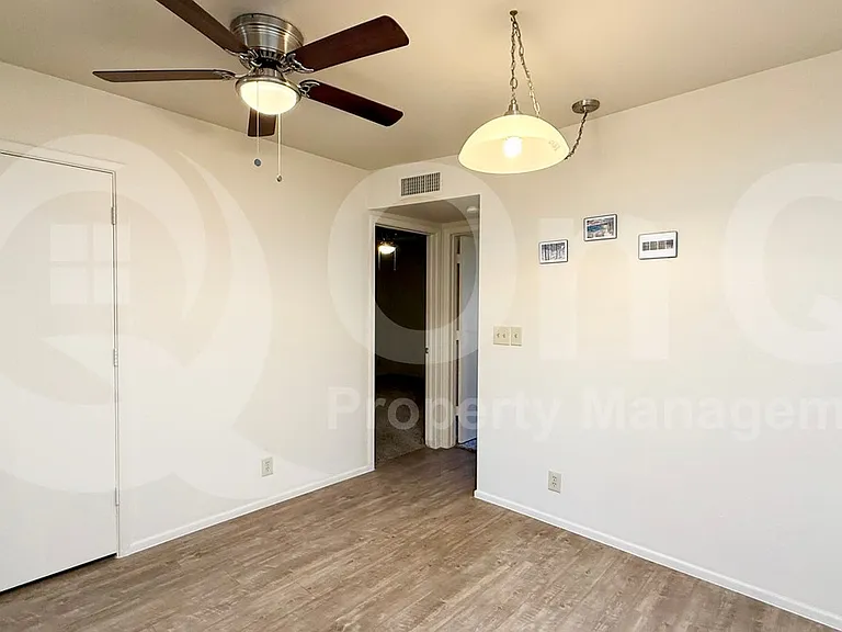 520 S Greenfield Rd #26 — Photo 3